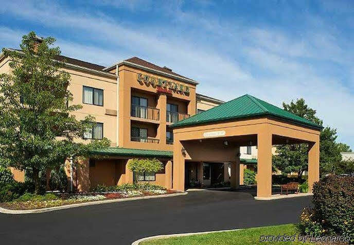 Hotel Courtyard Toledo Maumee/Arrowhead Exterior foto